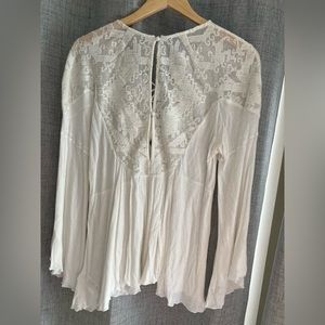 Ecote flowy white top